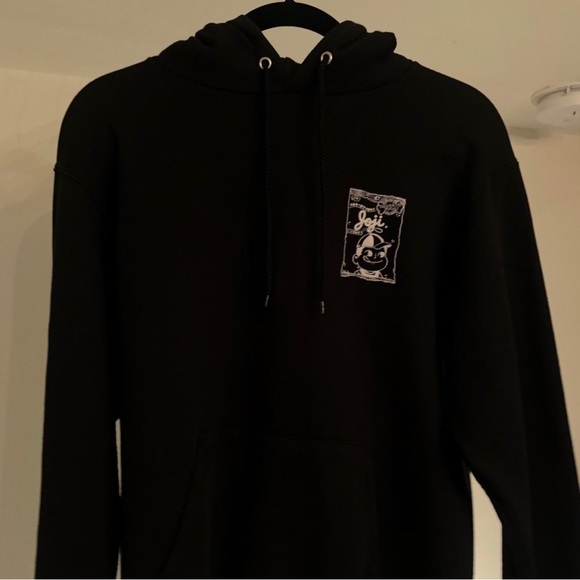 ‼️ISO‼️ - Picture 2 of 4